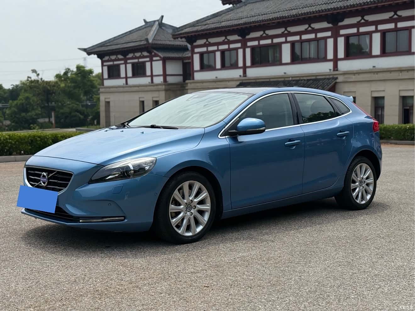 Volvo V40, 2015 1