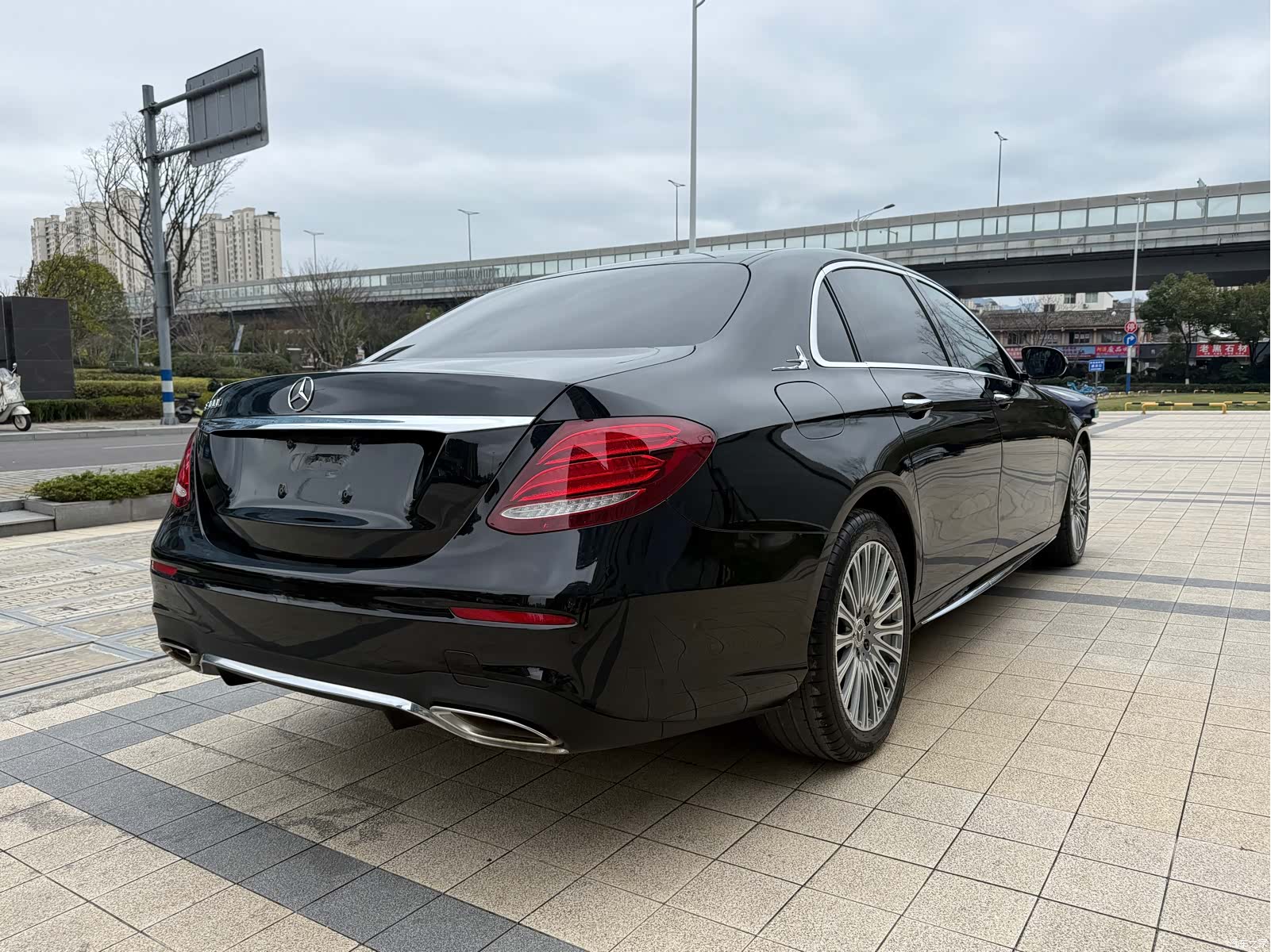 Mercedes-Benz E-Class, 2019 14