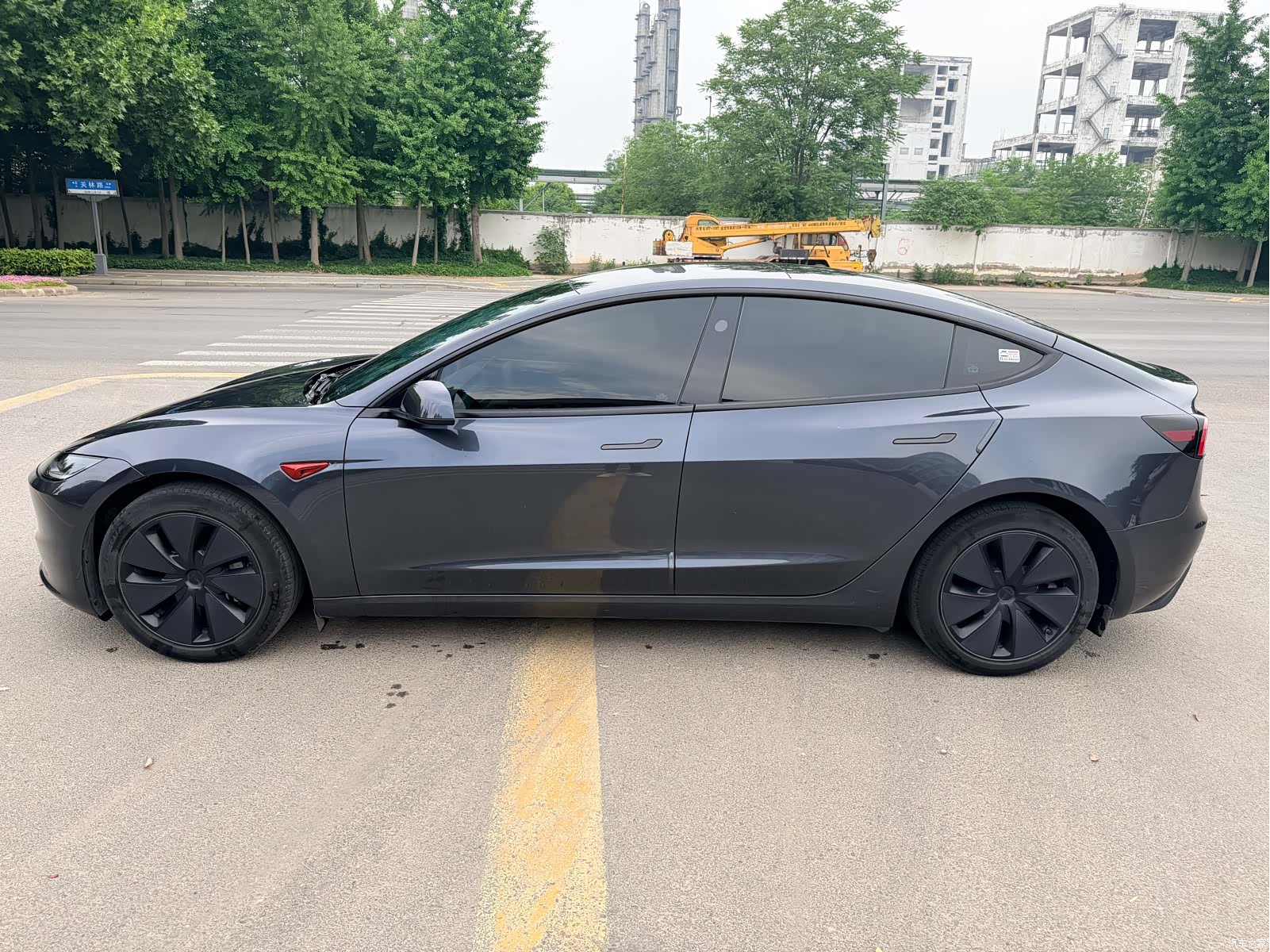 Tesla Model 3, 2024 4