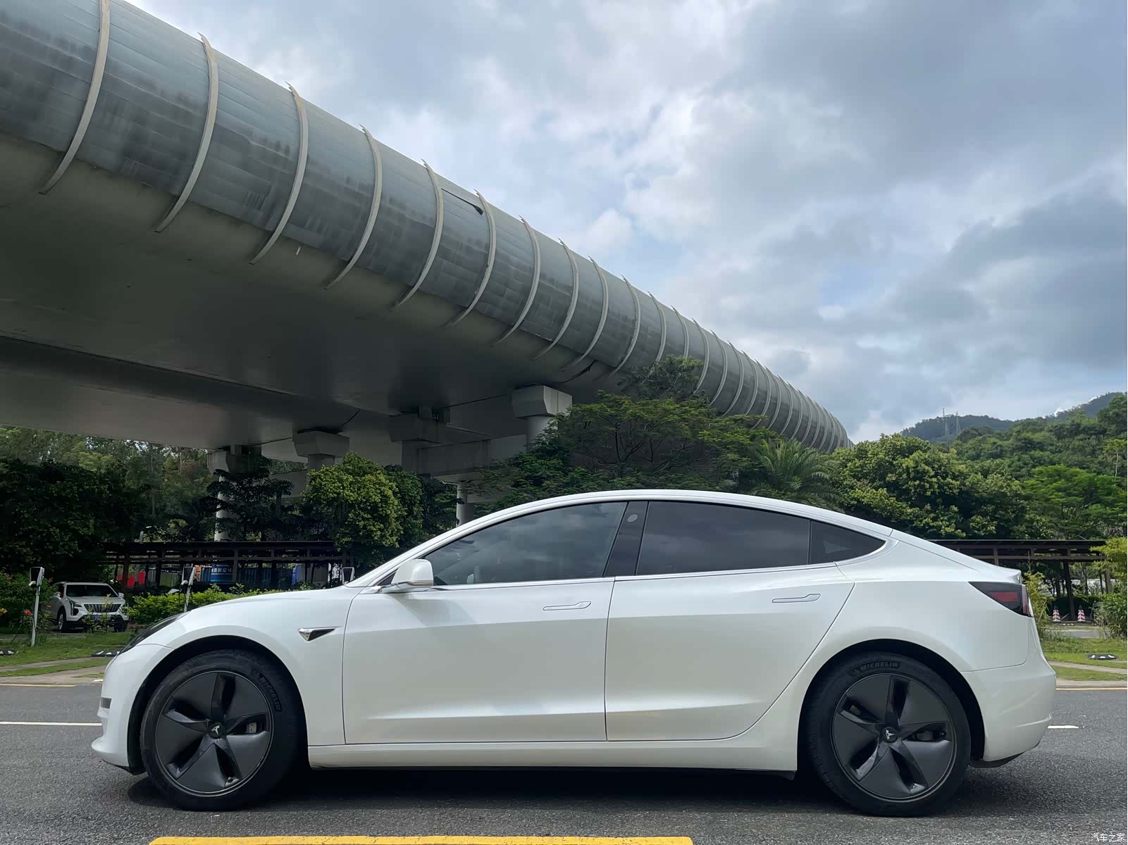 Tesla Model 3, 2019 4