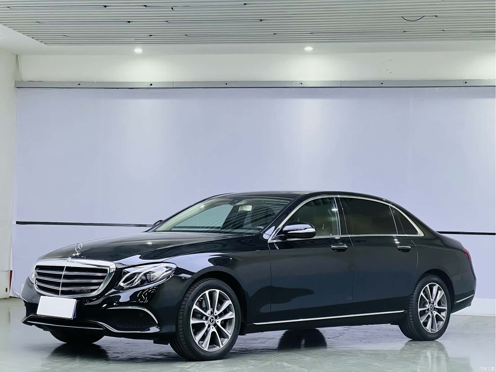 Mercedes-Benz E-Class, 2020 1