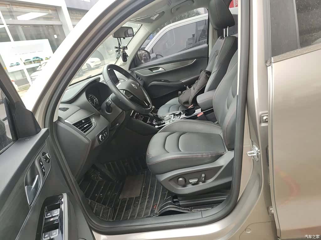 Borgward BX5, 2018 11