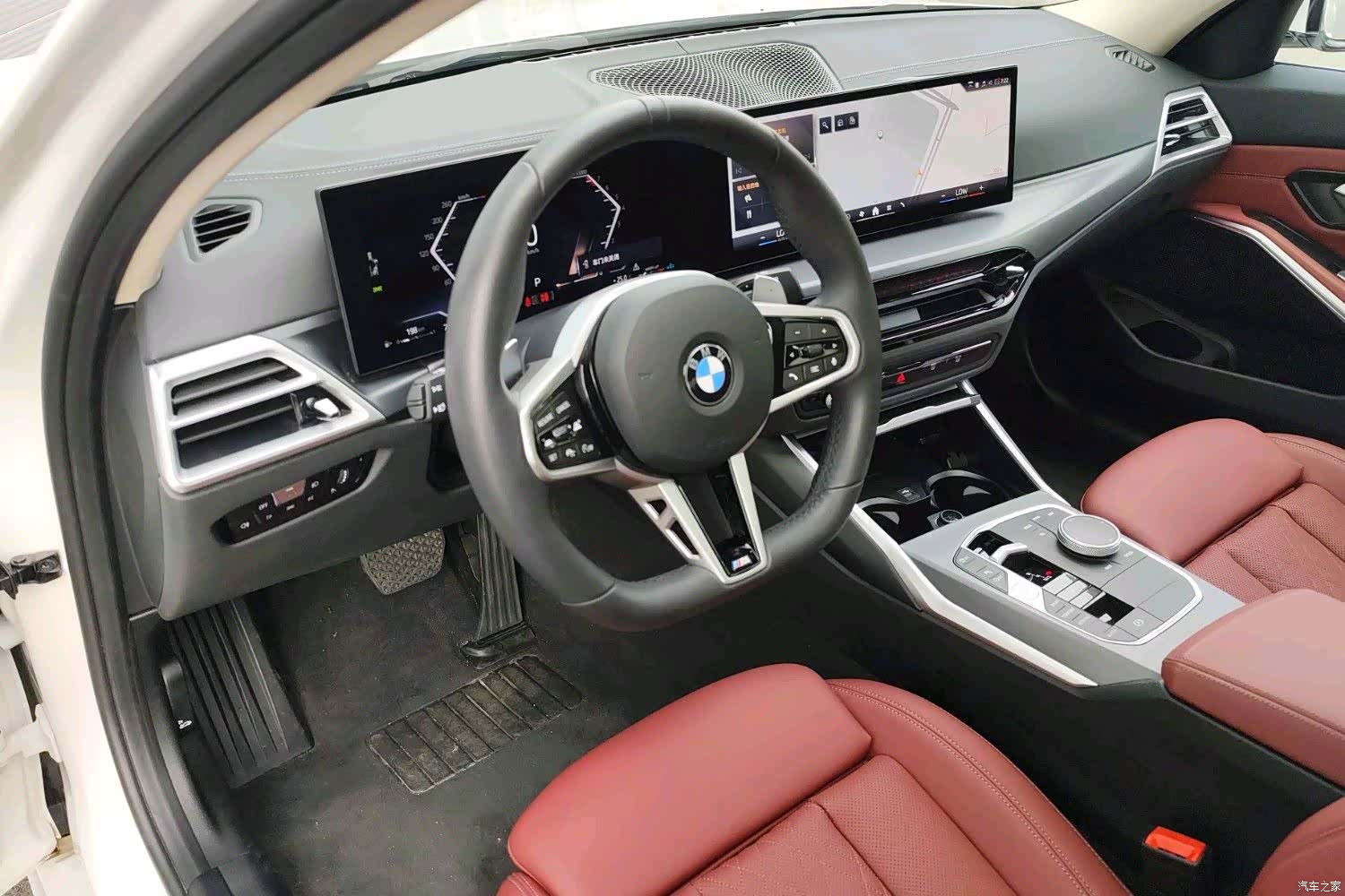 BMW 3 Series, 2025 7