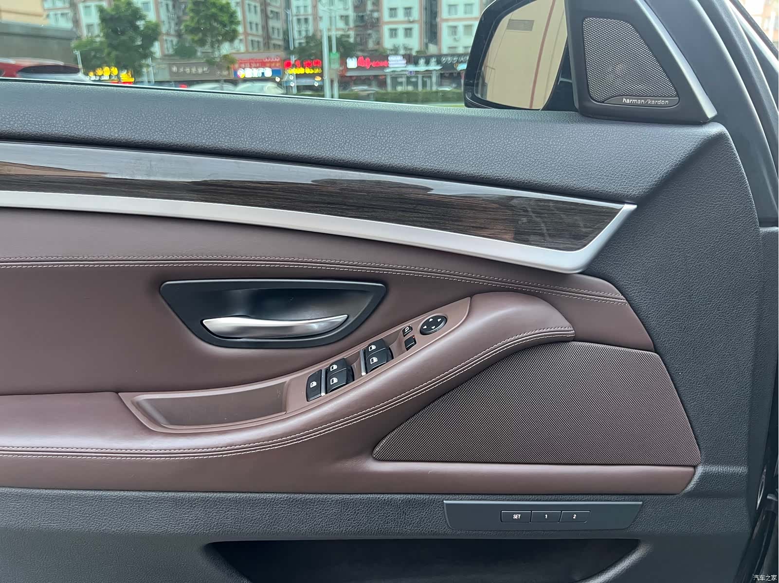 BMW 5 Series, 2017 24