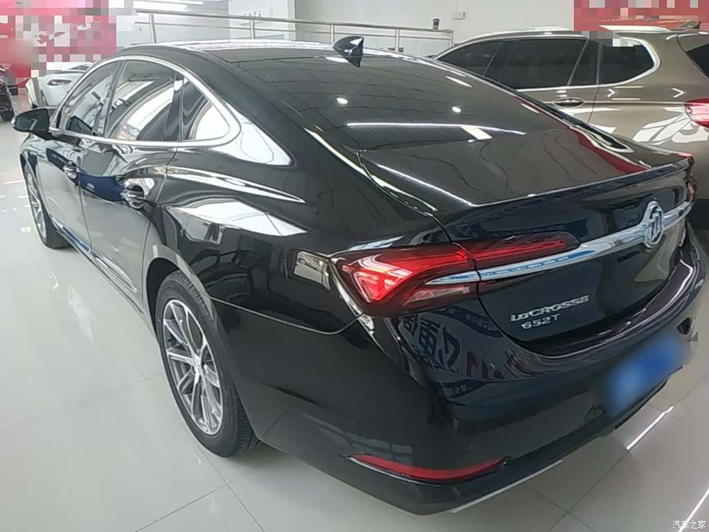 Buick LaCrosse, 2022 все фото