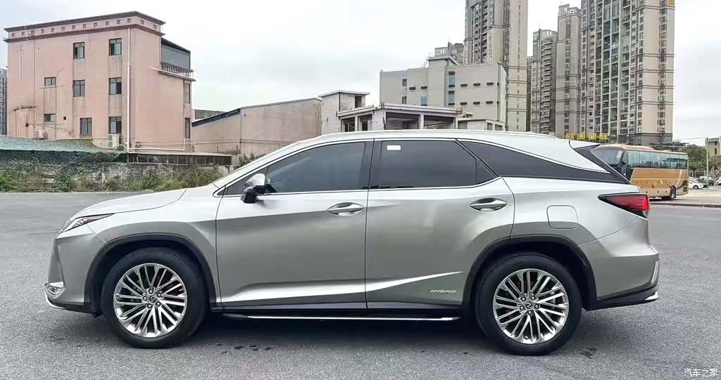 Lexus RX, 2020 4