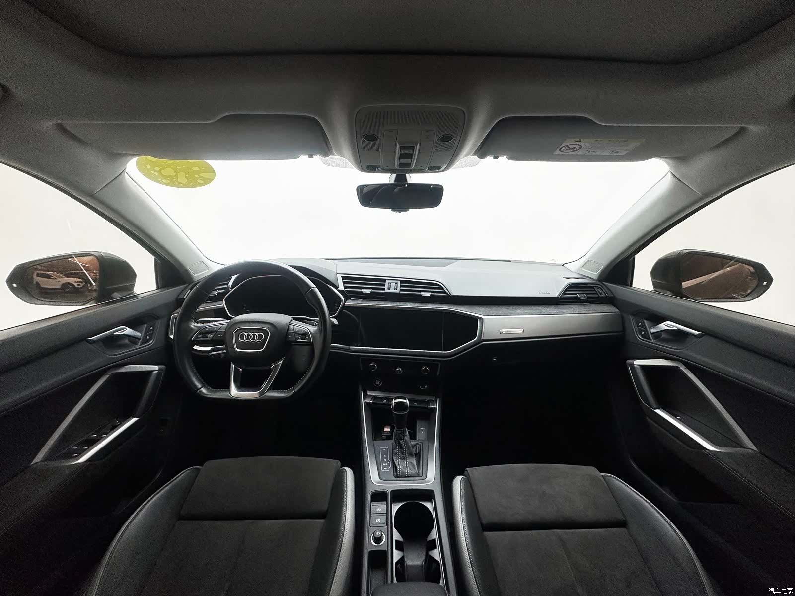 Audi Q3, 2022 23