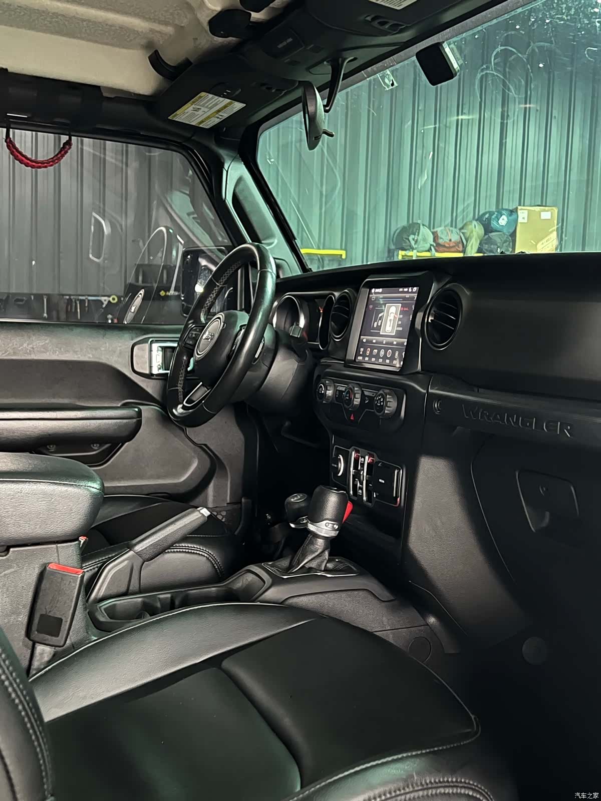 Jeep Wrangler, 2020 14