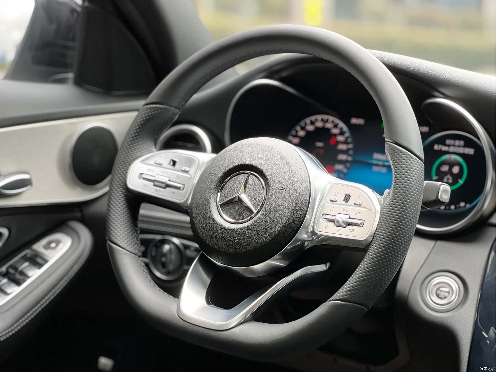 Mercedes-Benz C-Class, 2019 все фото