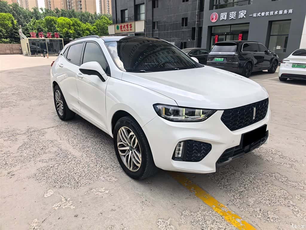 WEY VV5, 2017 3