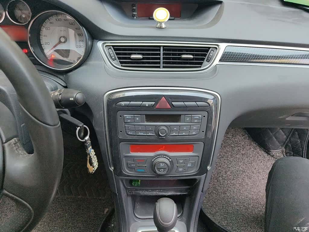 Peugeot 308, 2017 6