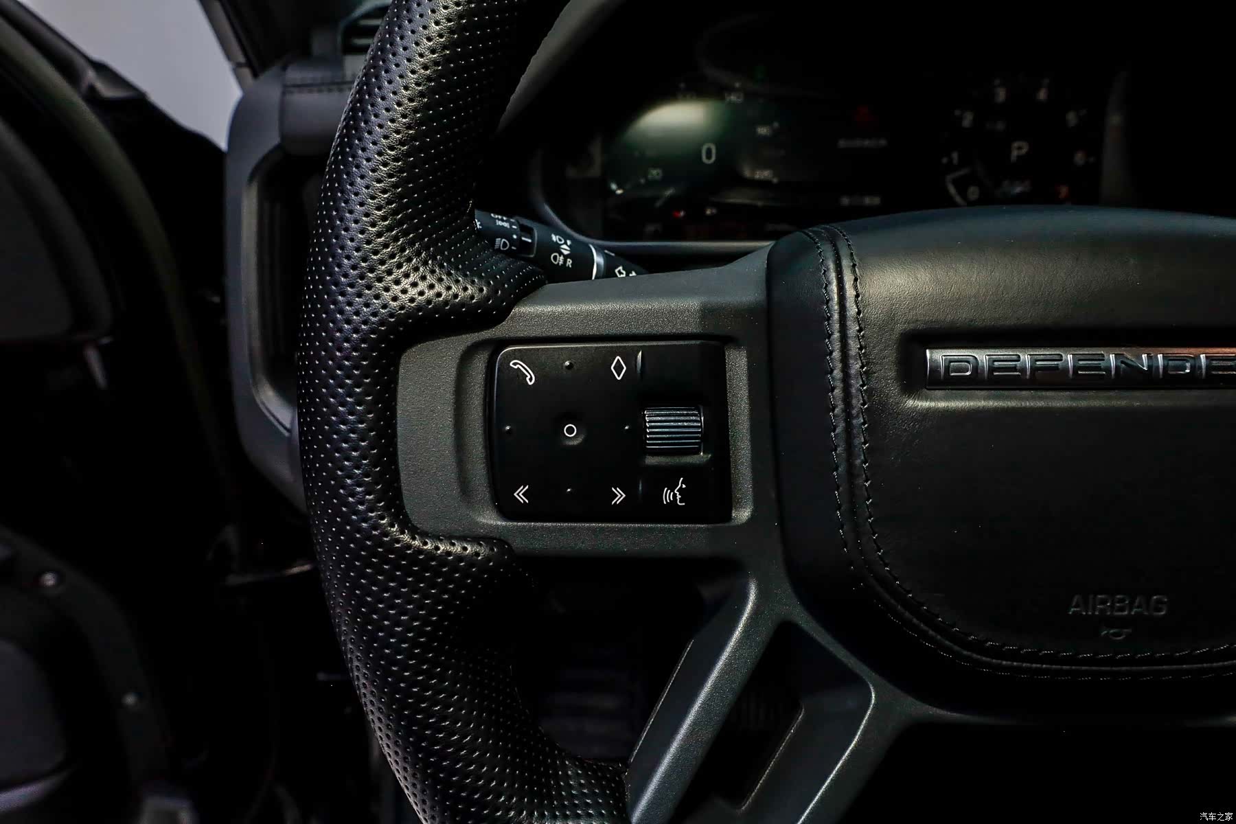 Land Rover Defender, 2023 20