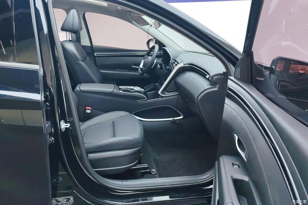 Hyundai Tucson L, 2023 8