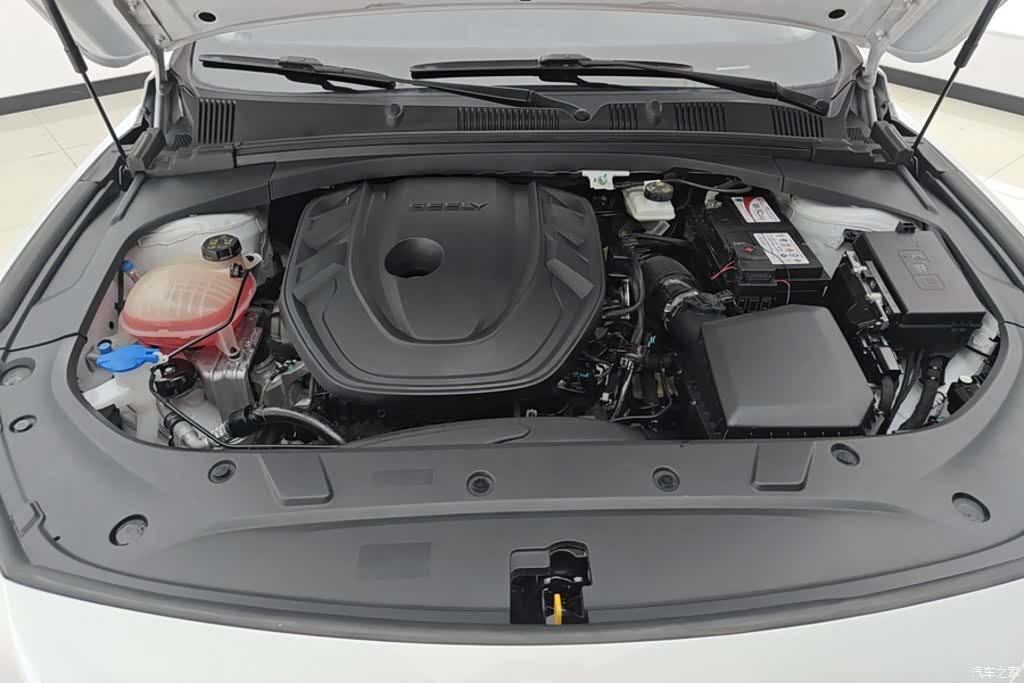 Geely Preface, 2022 10
