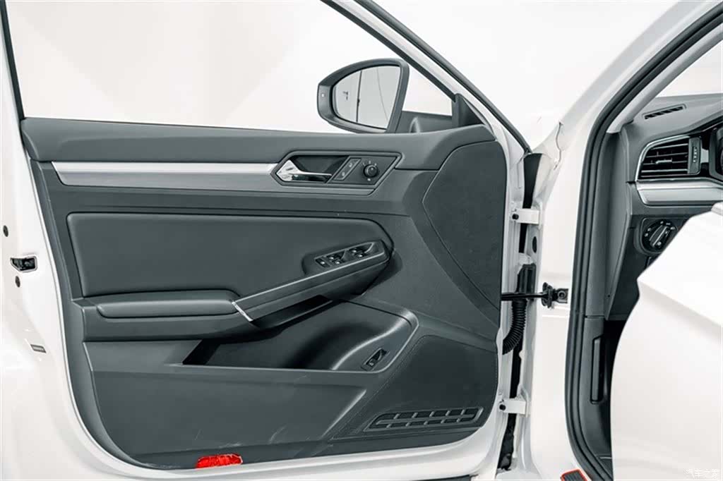 Volkswagen Lamando, 2019 15