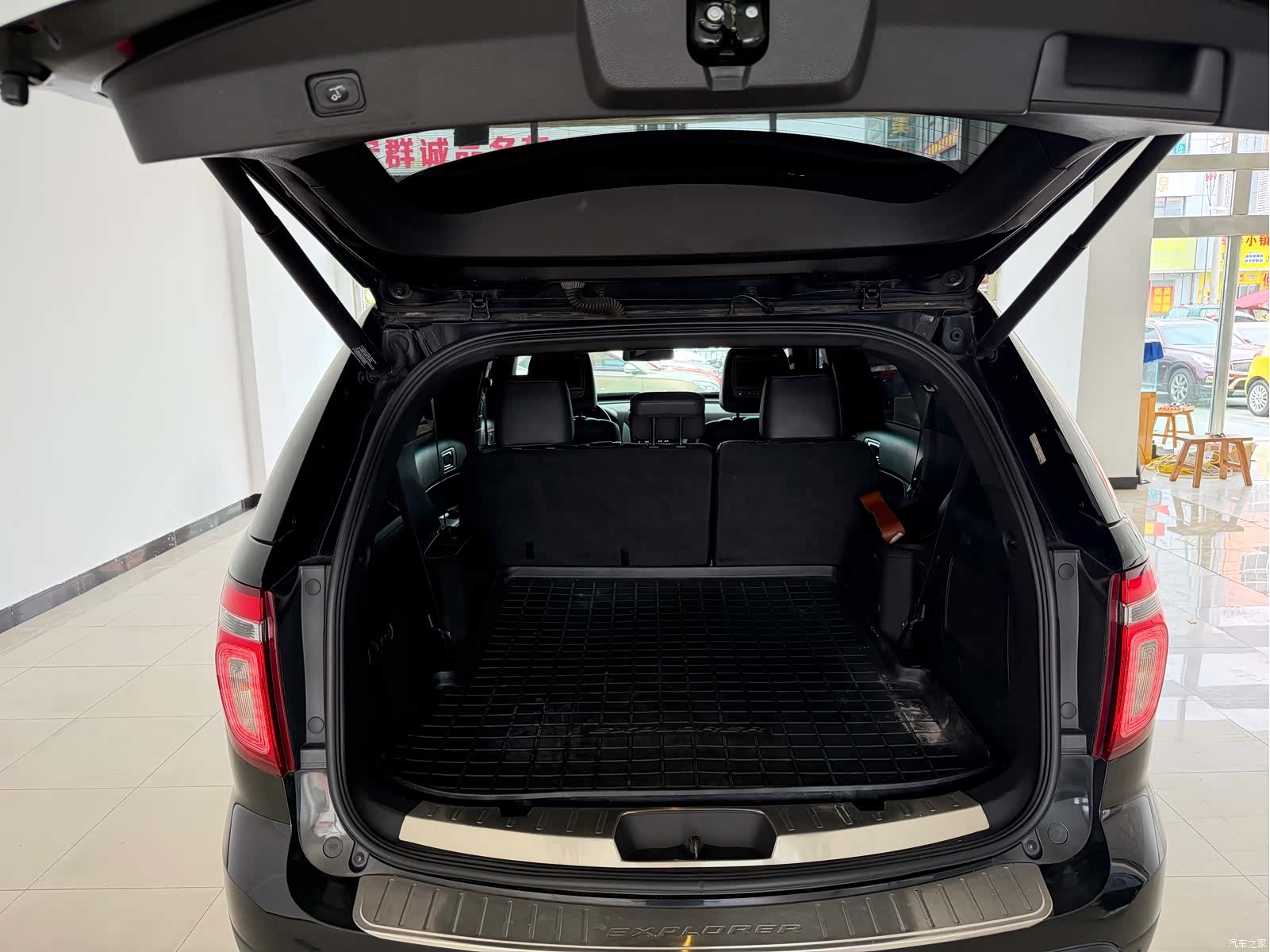 Ford Explorer, 2015 13