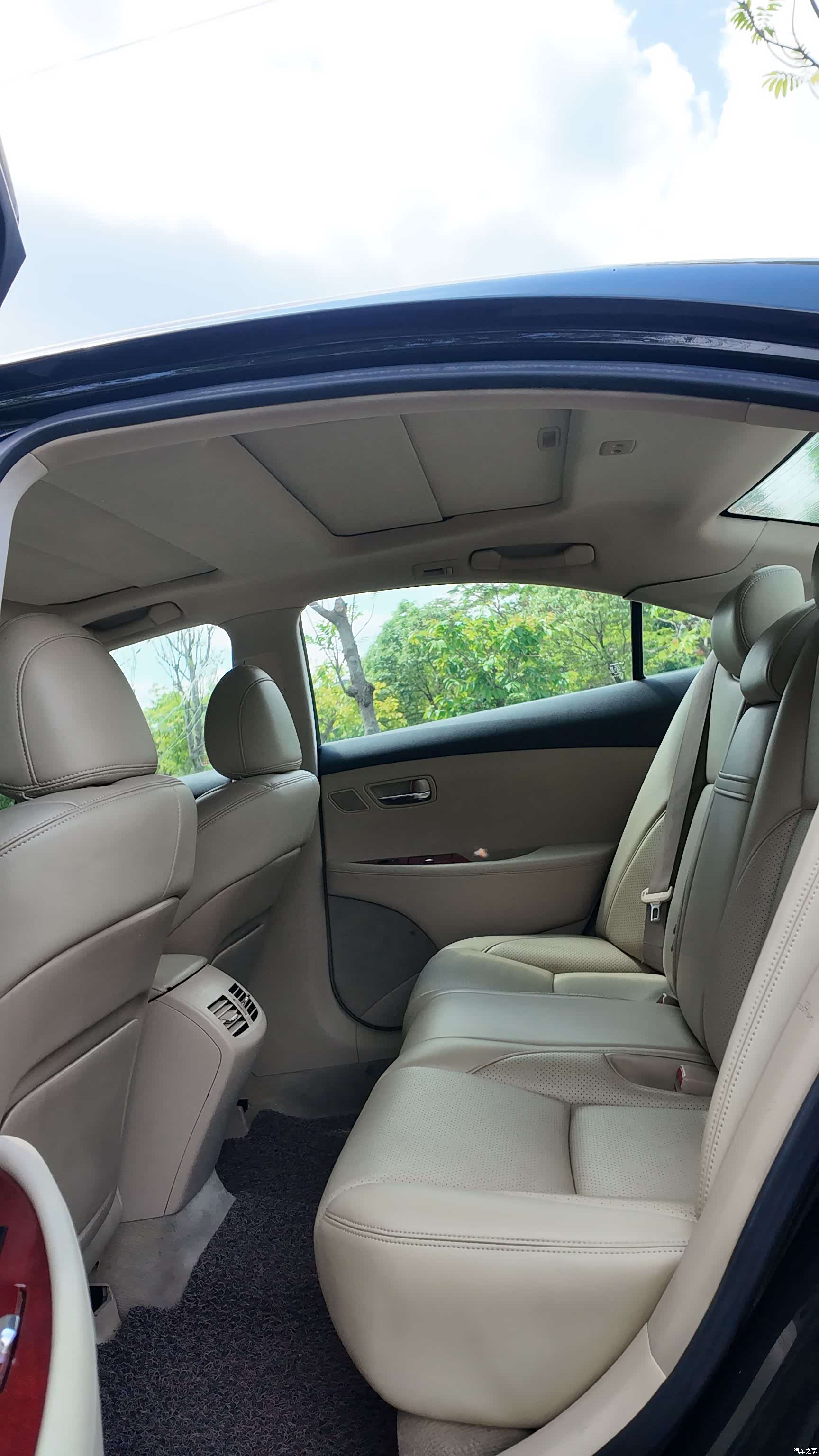 Lexus ES, 2009 39