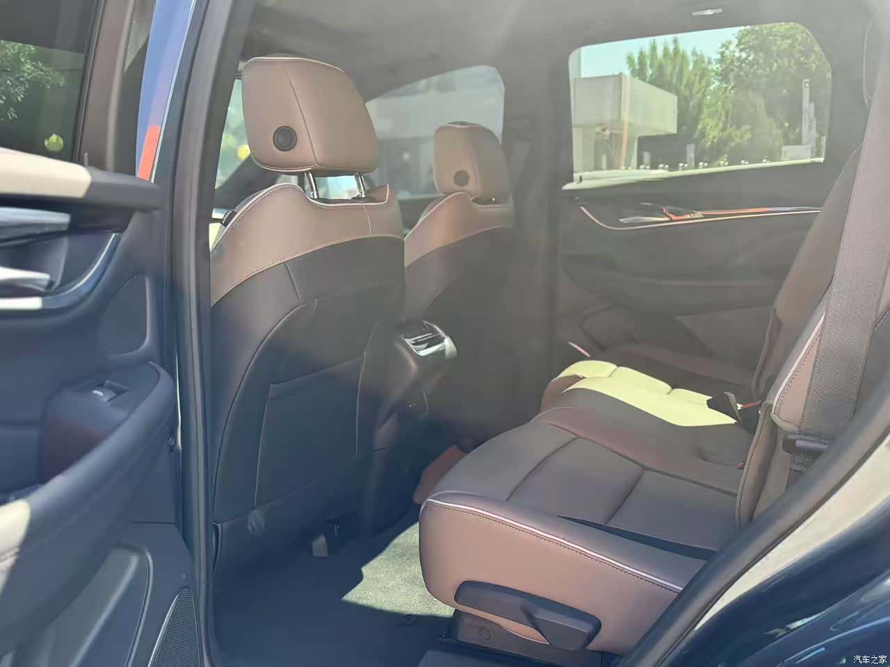 Buick Enclave, 2021 8