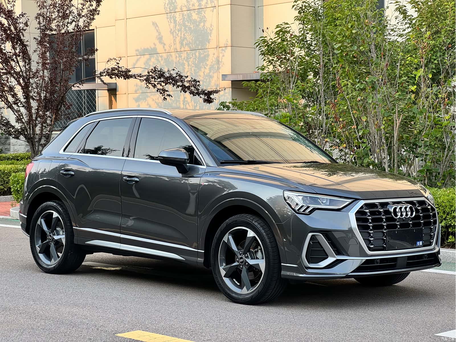 Audi Q3, 2023 3
