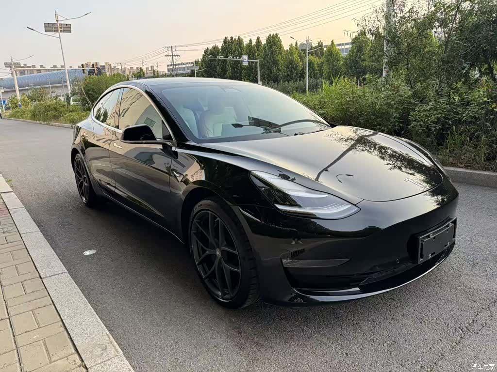 Tesla Model 3, 2020 9