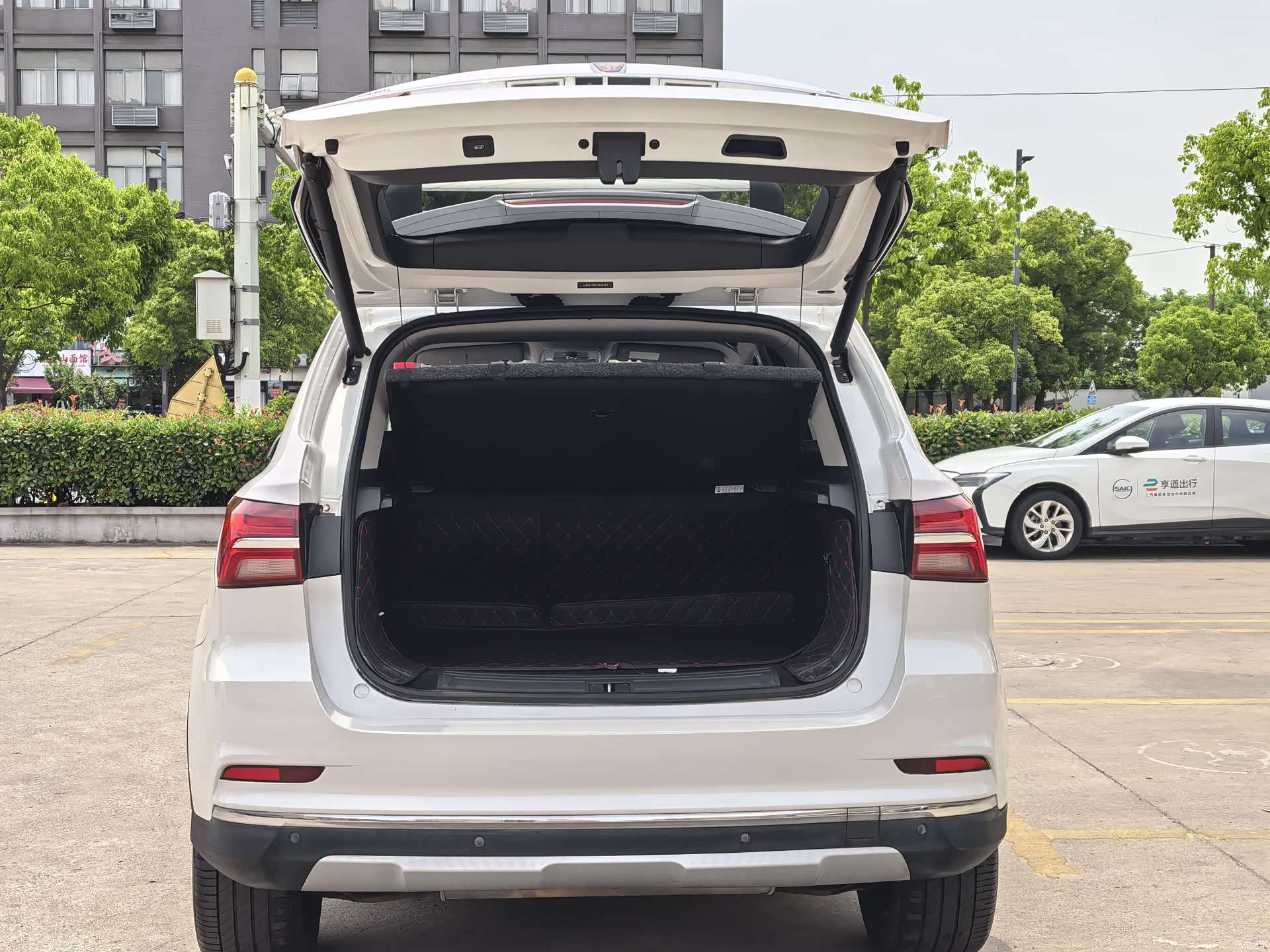 Roewe RX5, 2018 12
