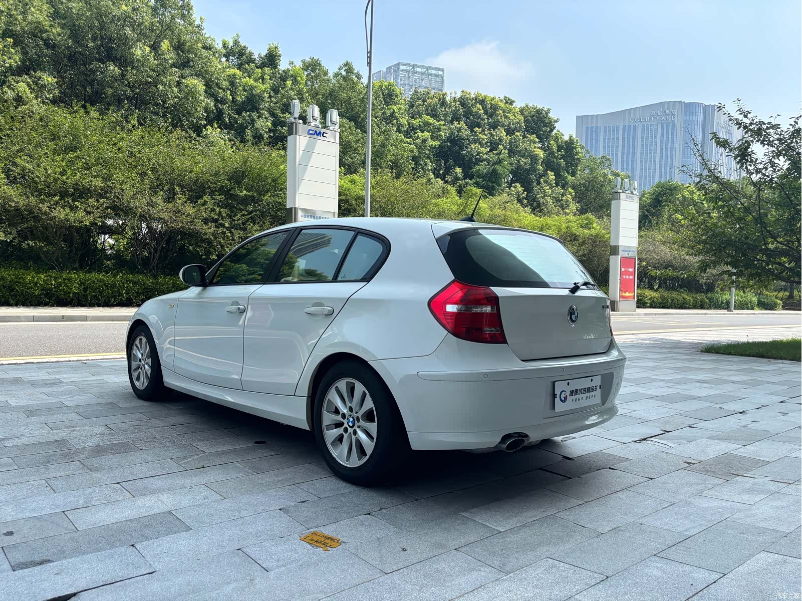 BMW 1 Series, 2011 8