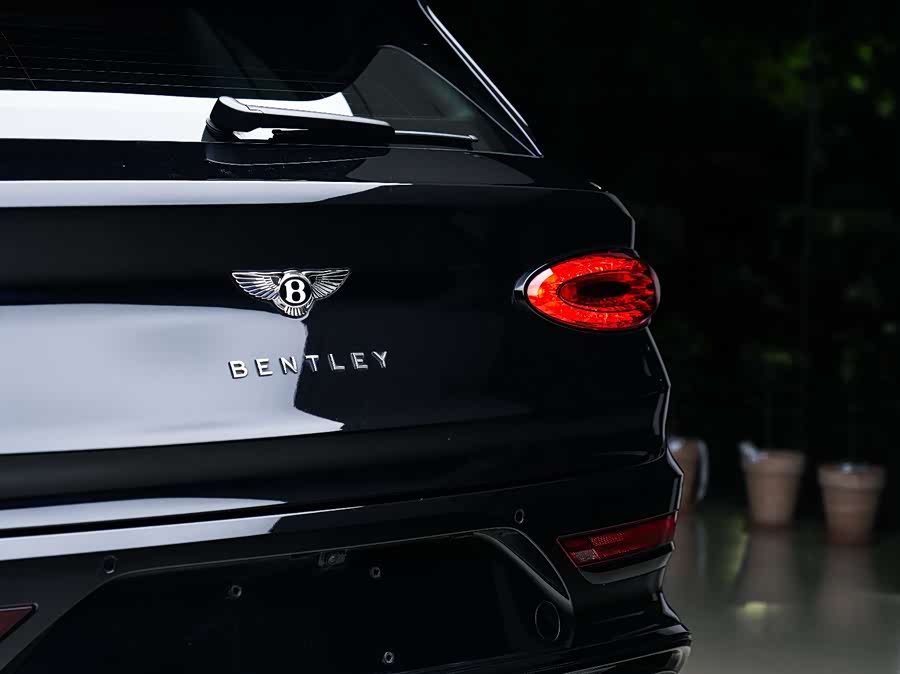 Bentley Bentayga 2023, фото 4