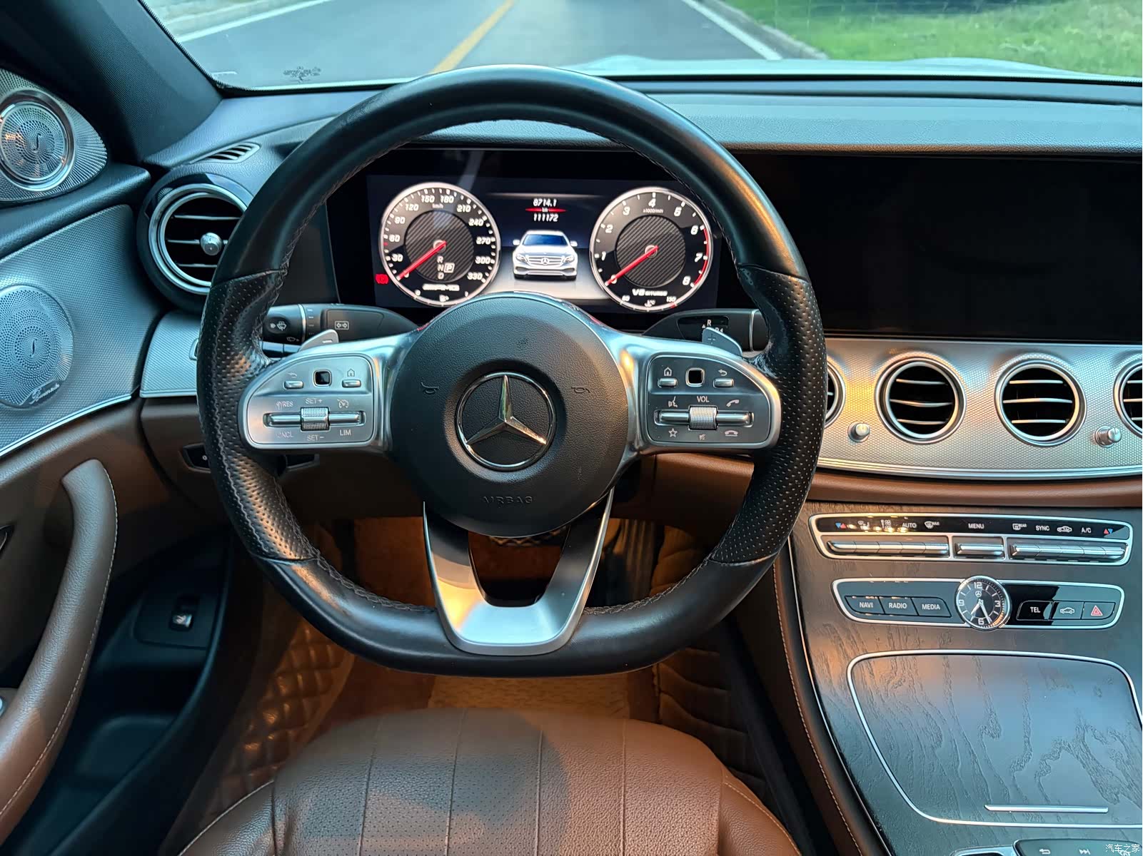 Mercedes-Benz E-Class, 2019 10