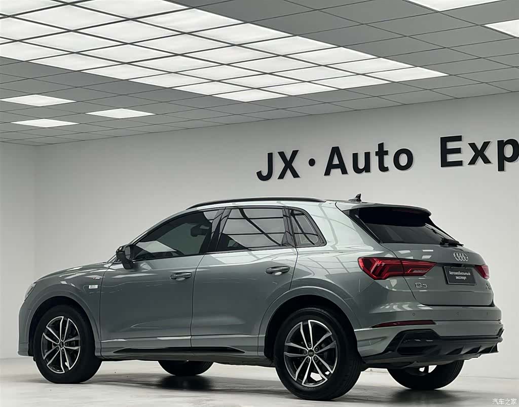 Audi Q3, 2022 23