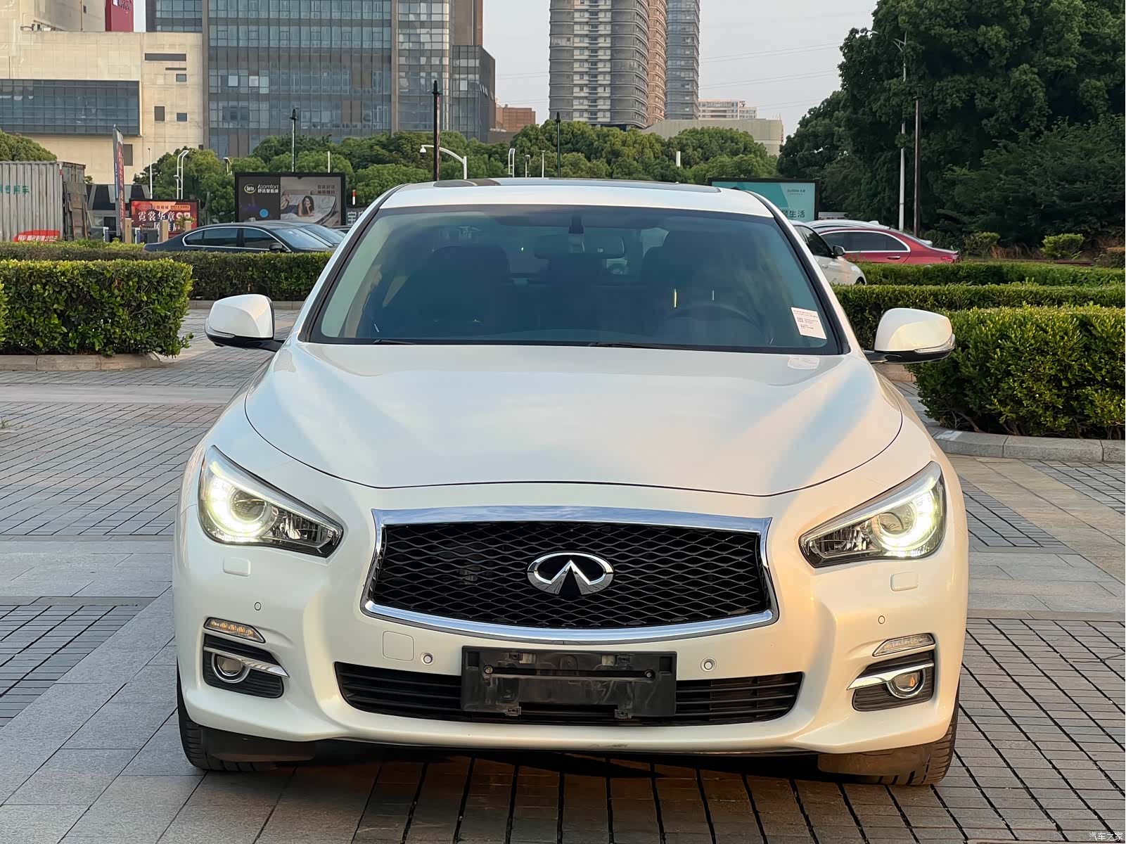 Infiniti Q50L, 2018 2