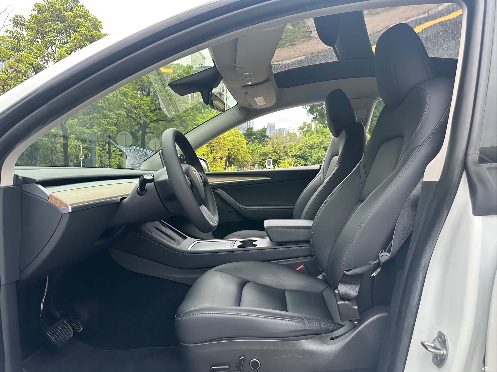 Tesla Model Y, 2022 7