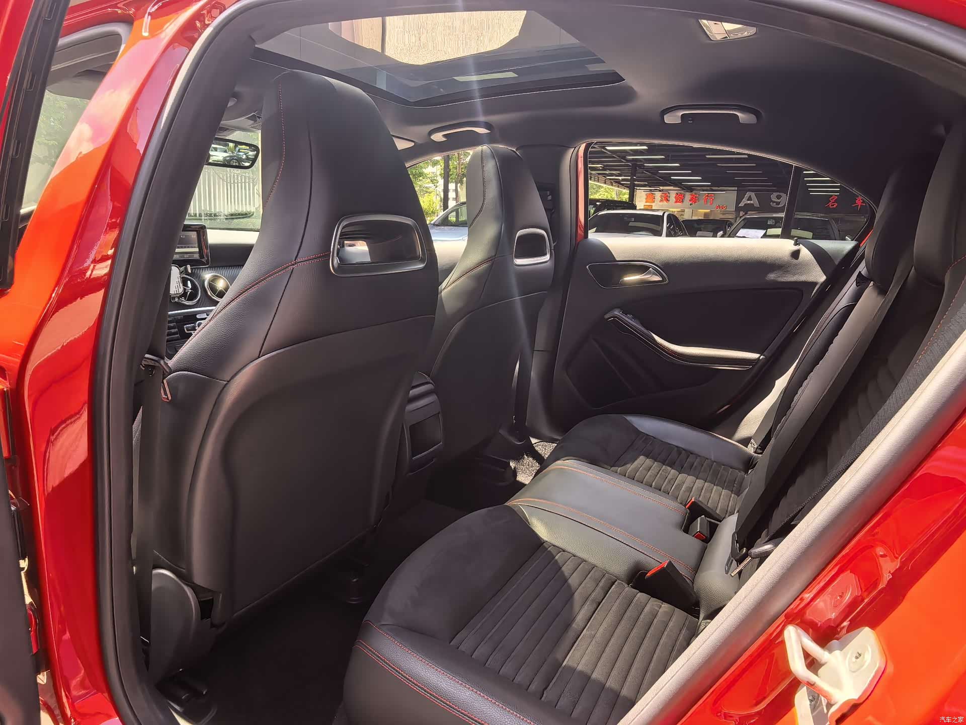 Mercedes-Benz A-Class, 2015 32