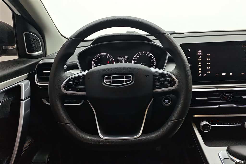 Geely Coolray, 2024 15