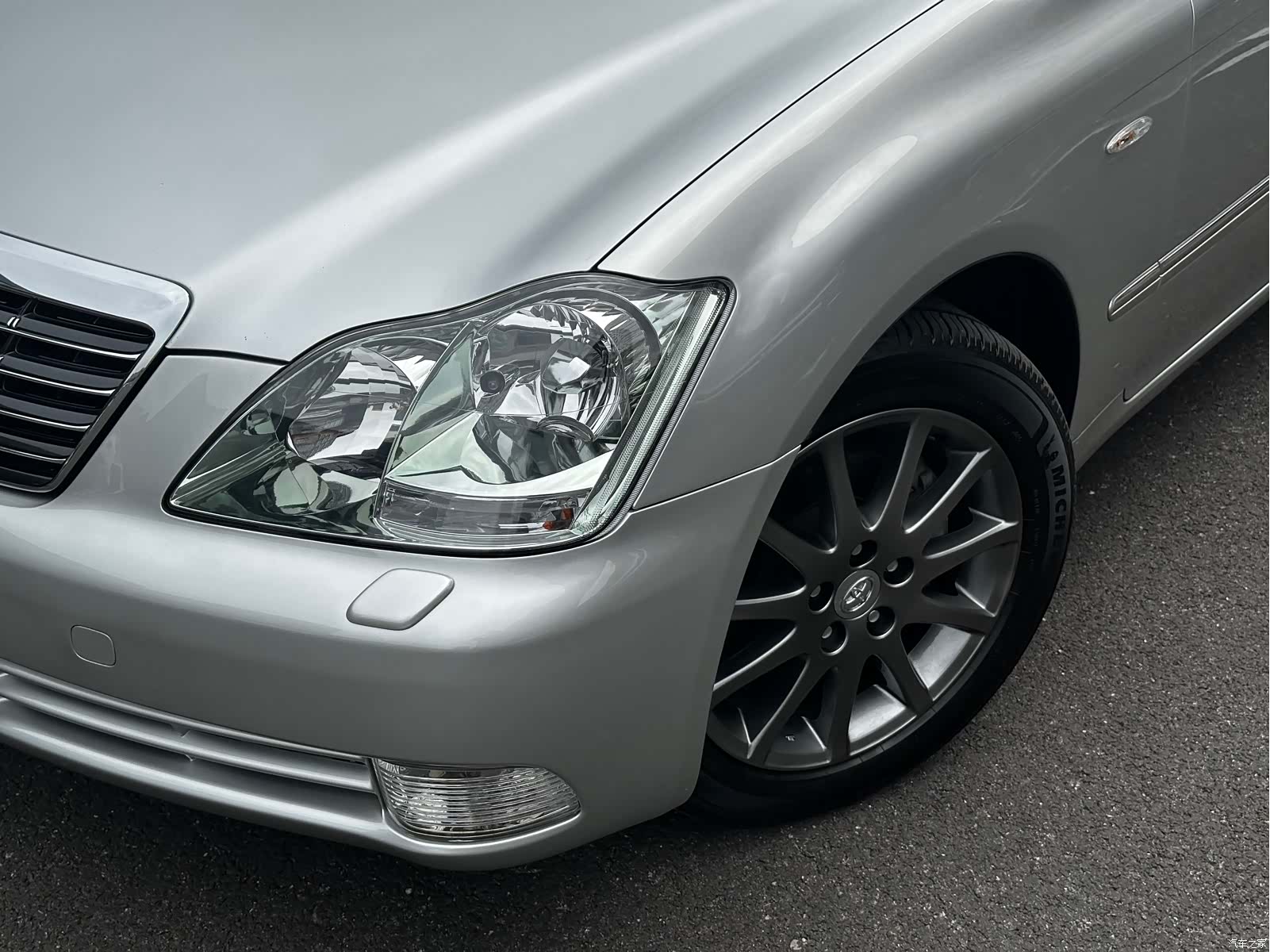 Toyota Crown, 2008 4