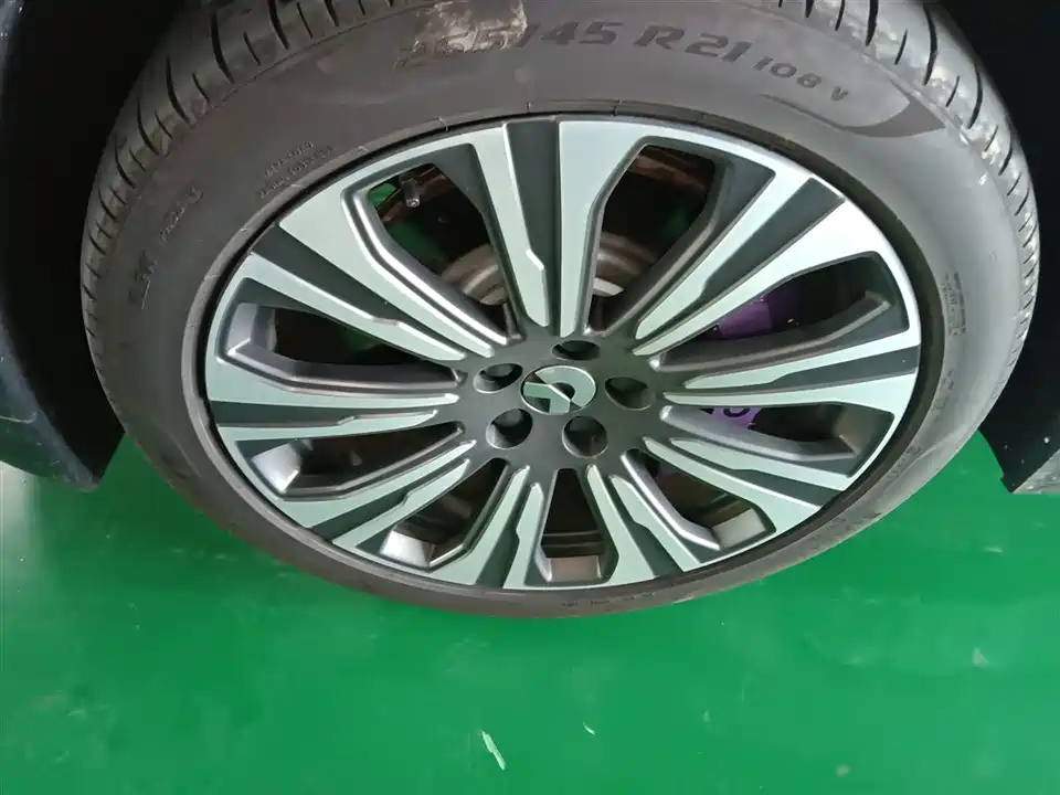NIO ES8 NIO ES8