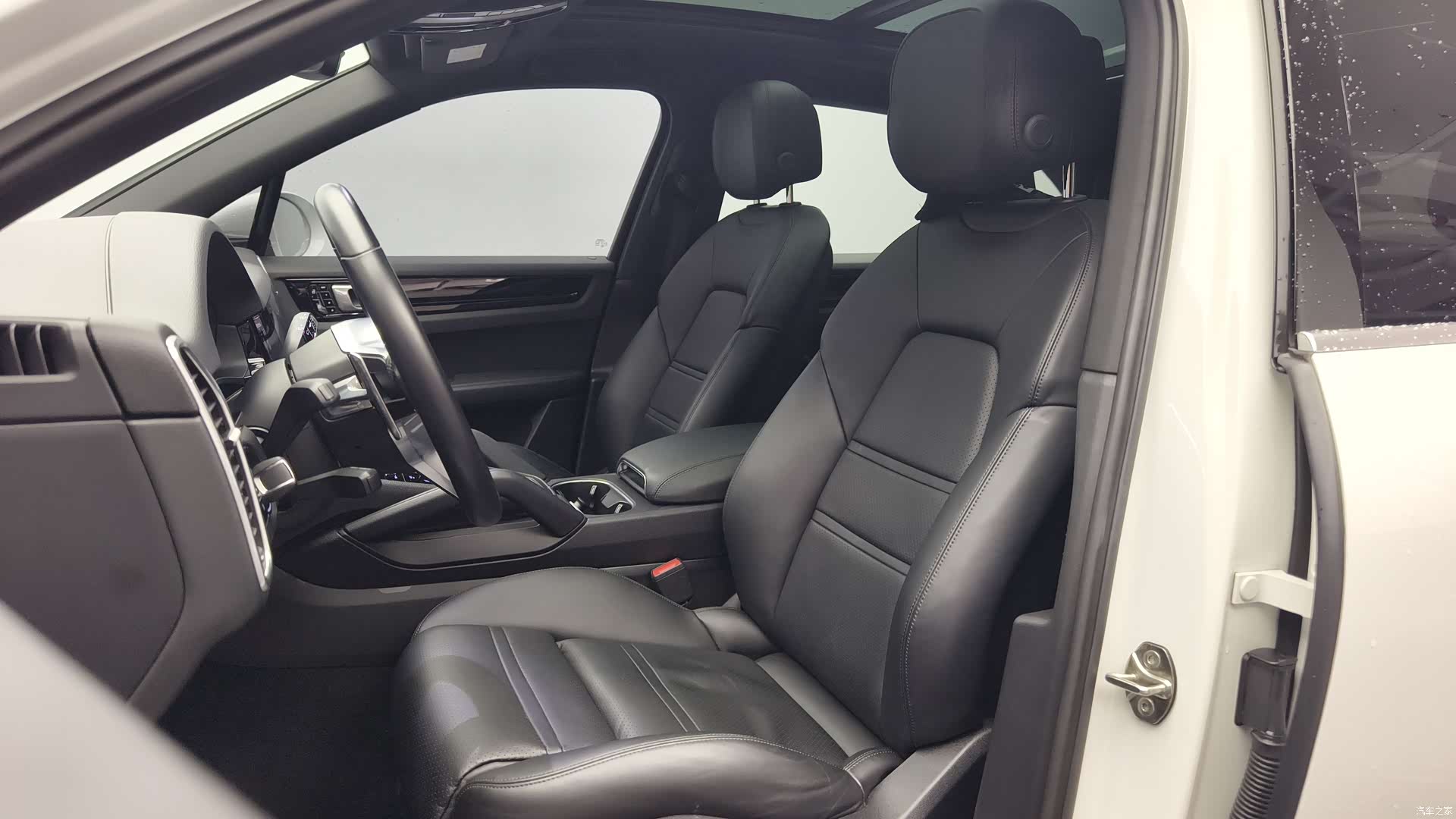 Porsche Cayenne, 2020 12