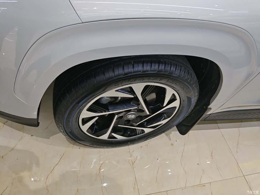 Hyundai Custo, 2022 23