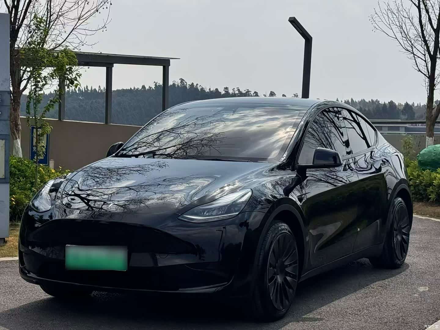Tesla Model Y, 2022 1