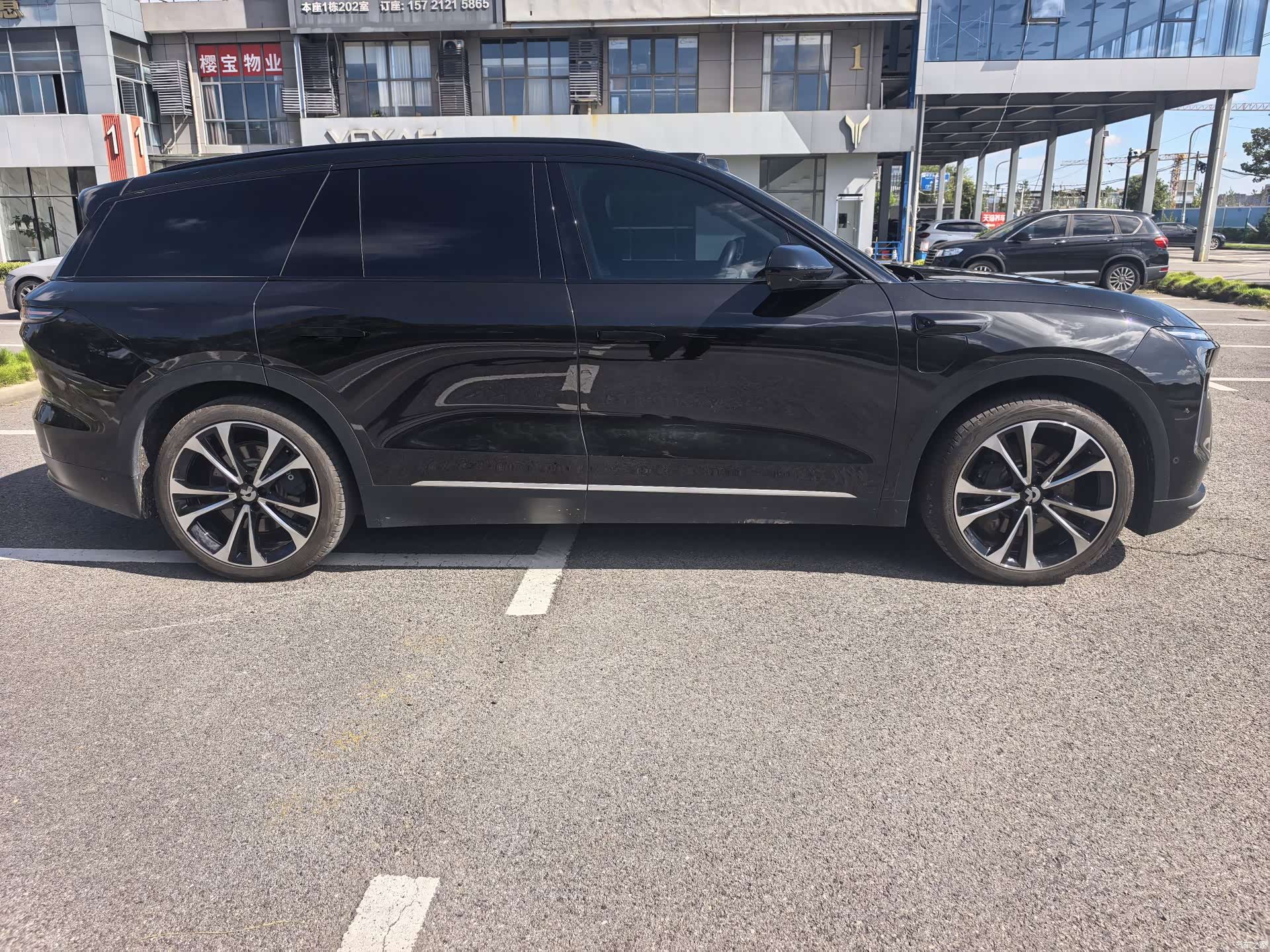 NIO ES8, 2023 4