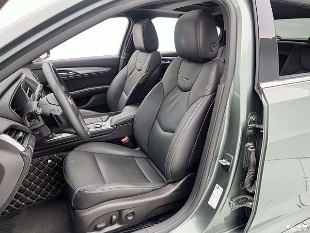Cadillac CT5, 2022 23