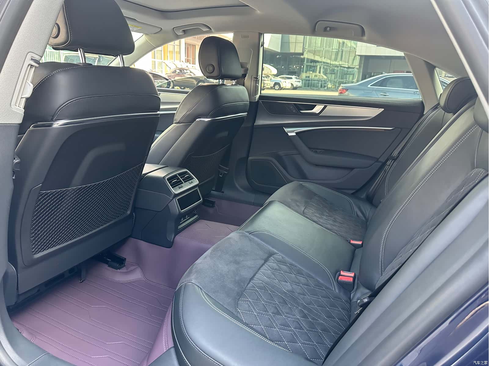 Audi A7L, 2024 10
