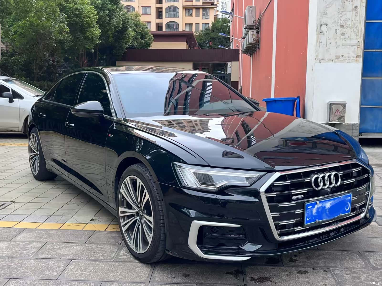 Audi A6L, 2022 3