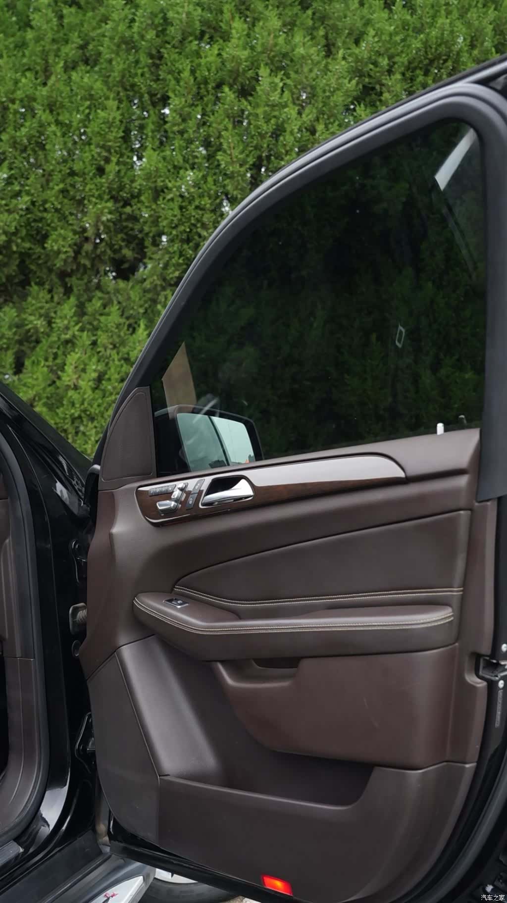 Mercedes-Benz GLS, 2018 10