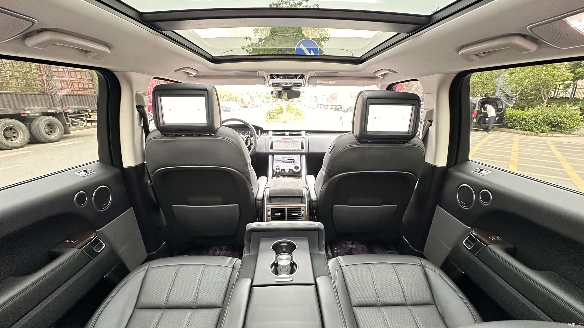 Land Rover Range Rover, 2019 19