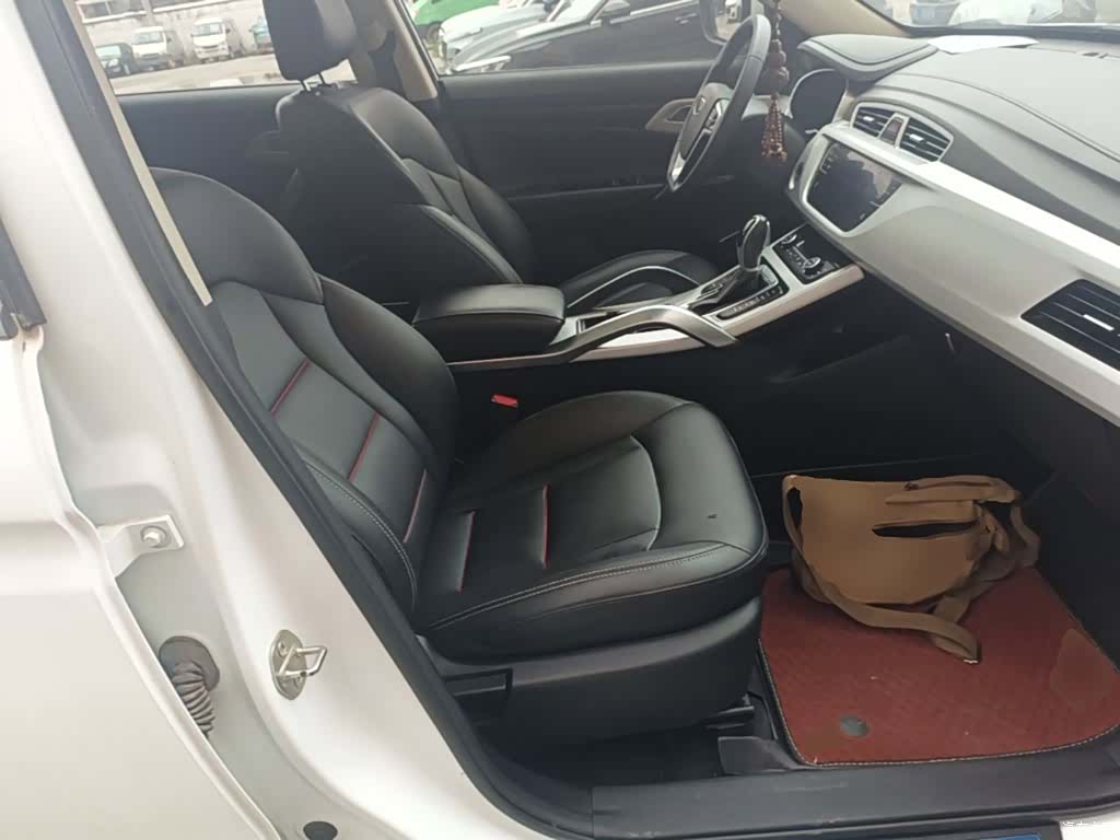 Geely Boyue, 2019 25
