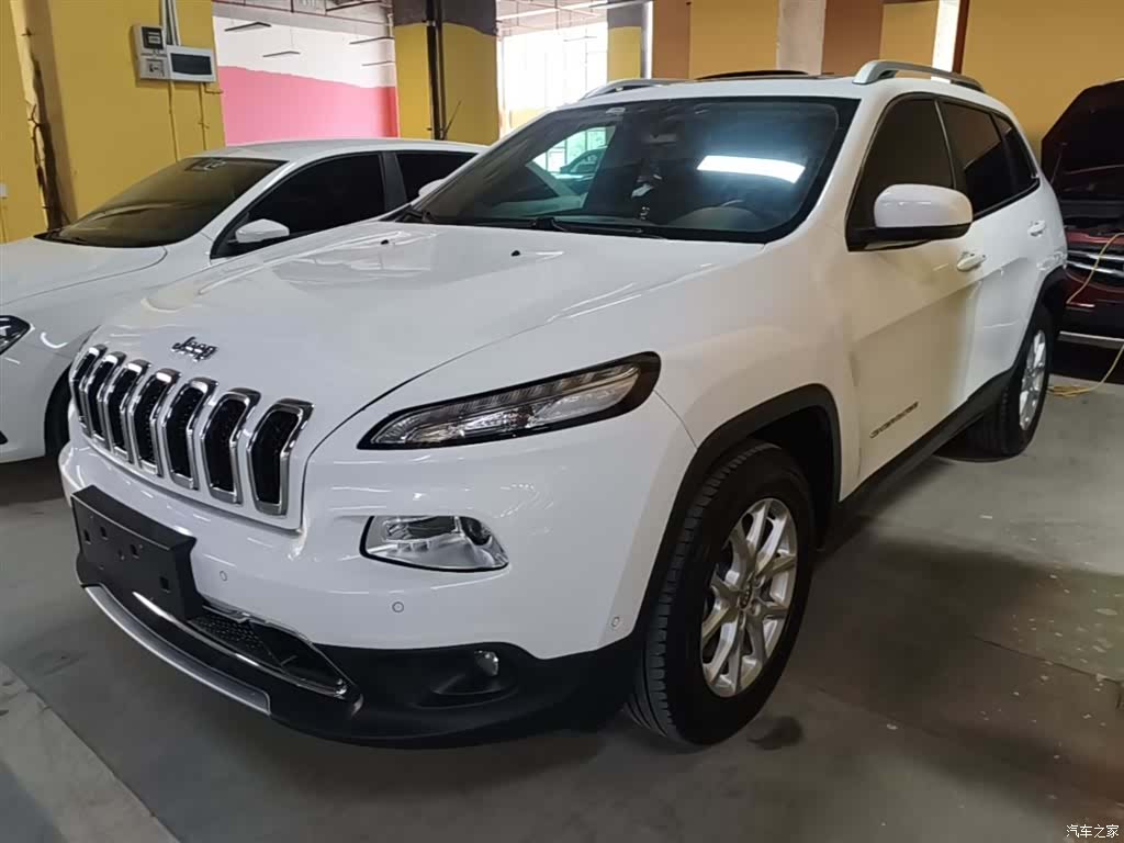 Jeep Cherokee, 2016 1