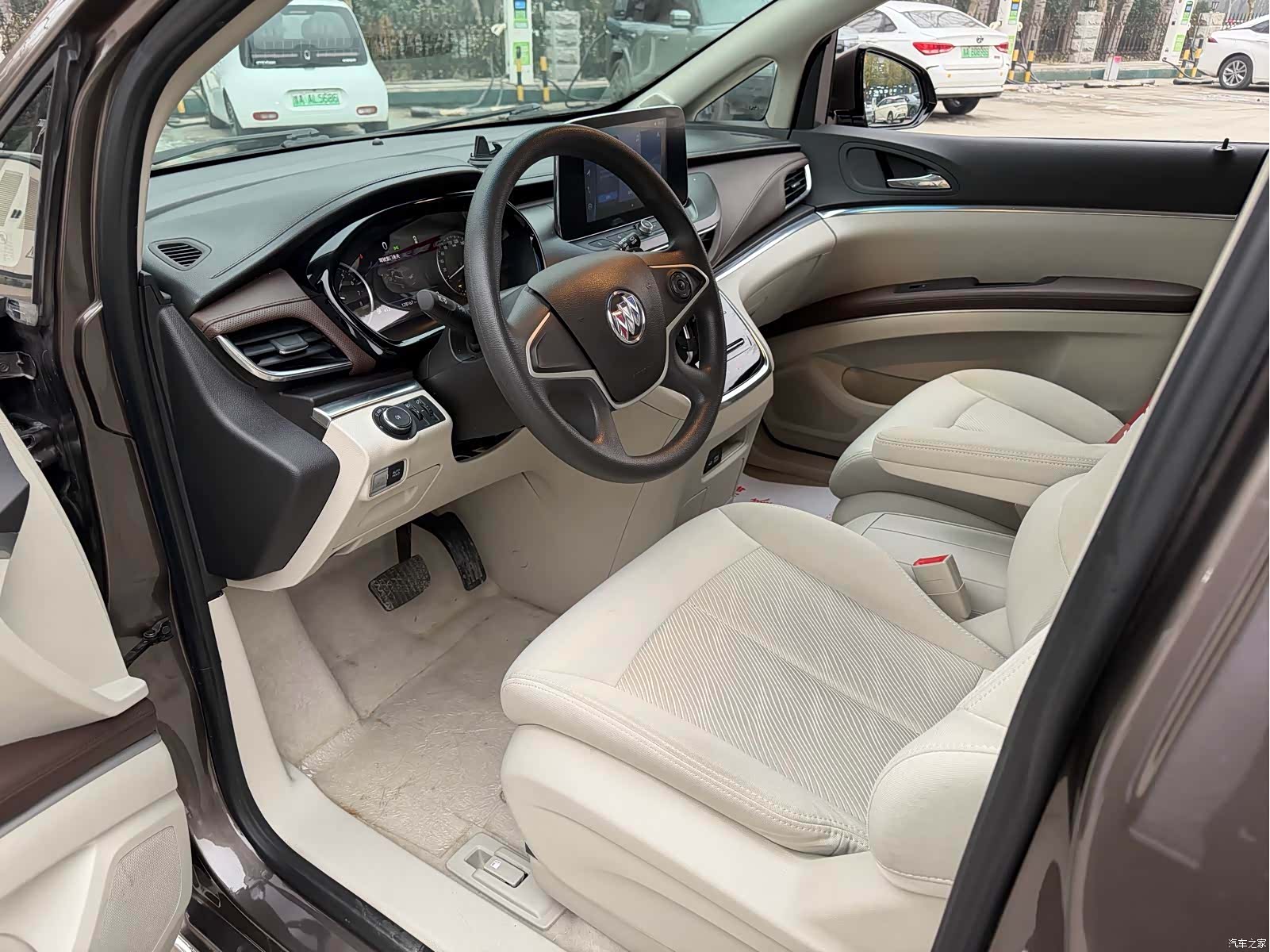 Buick GL8, 2022 17