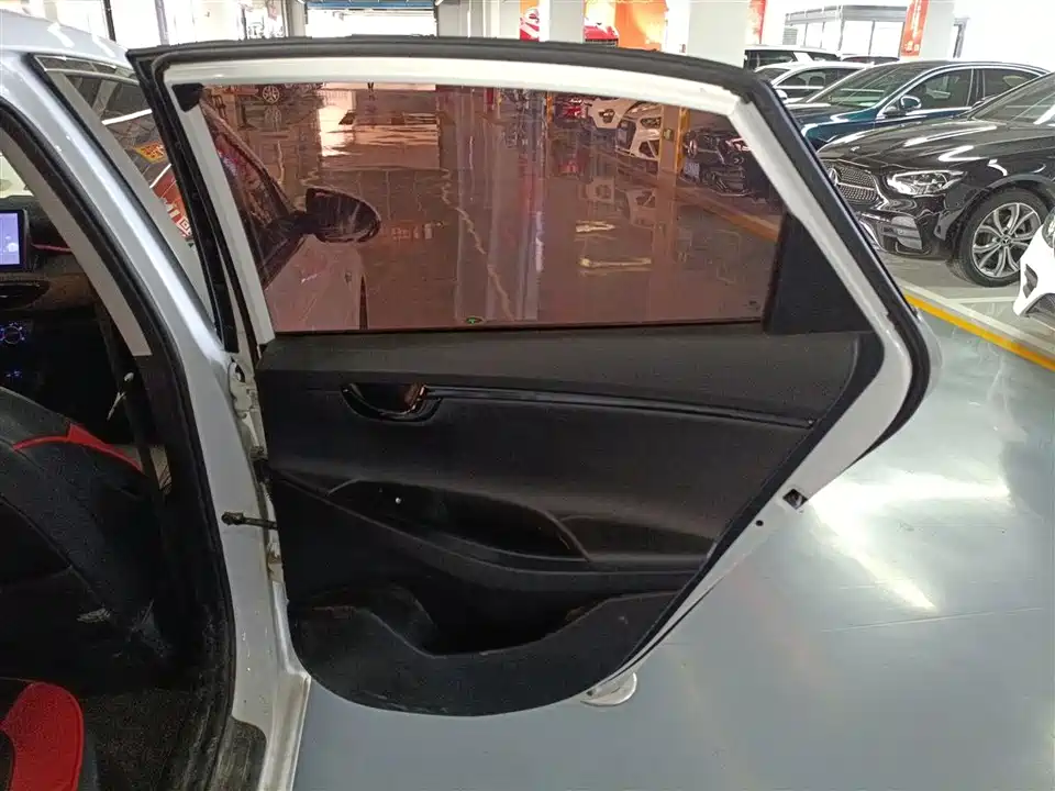 Hyundai Yuedong