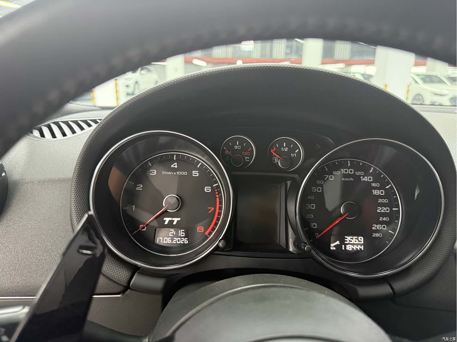 Audi TT, 2012 6
