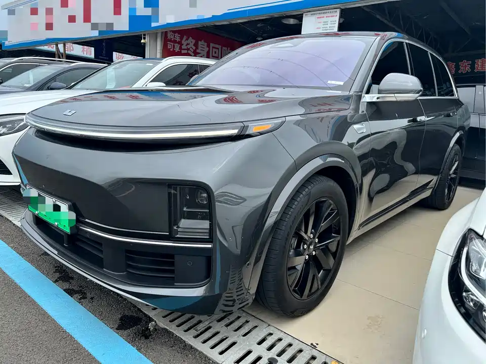 Li Auto Ideal L8